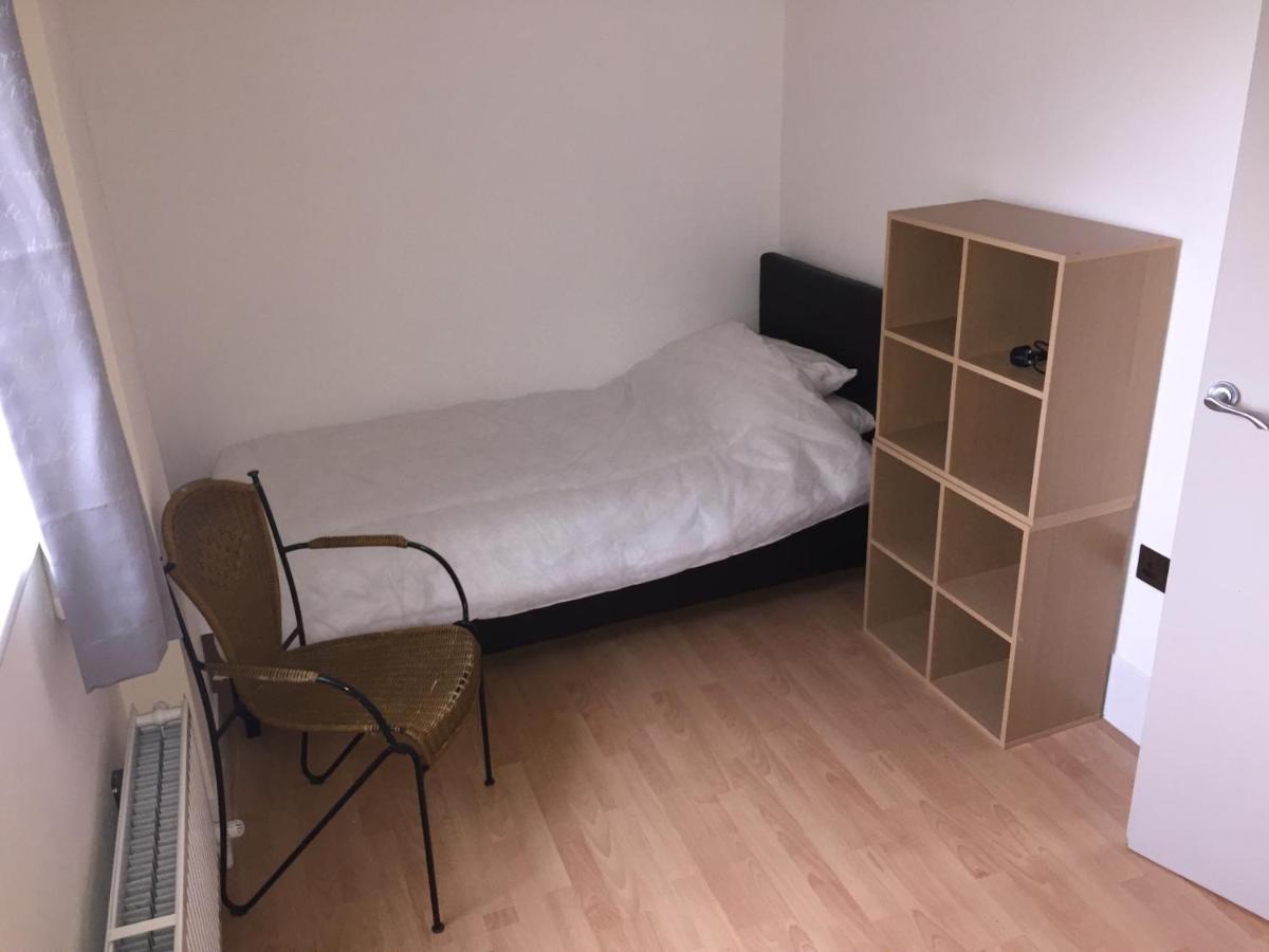 Large 2-Bed House Derbyshire Off Chatsworth Rd Chesterfield Luaran gambar