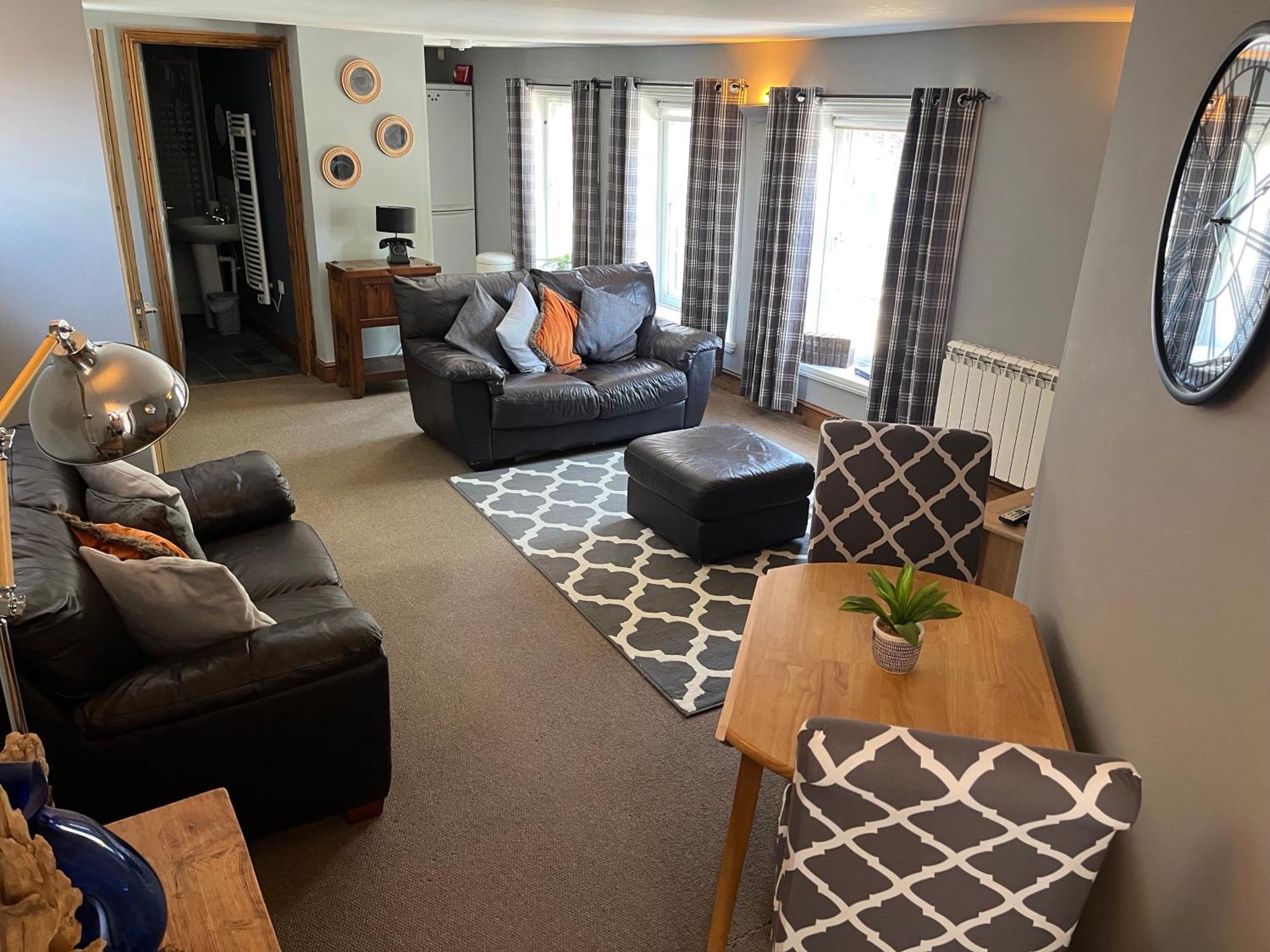 Large 2-Bed House Derbyshire Off Chatsworth Rd Chesterfield Luaran gambar