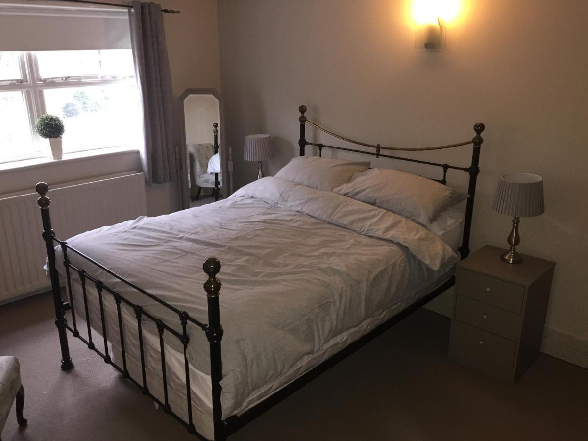Large 2-Bed House Derbyshire Off Chatsworth Rd Chesterfield Luaran gambar